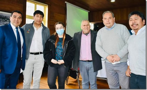 Cores de Chiloe y alcalde de Ancud y Dalcahjue