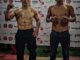 Boxeadores profesionales durante el pesaje oficial antes de la velada en el Estadio Español de Osorno