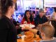 Evento Enjundias con experiencias gastronómicas y artísticas en Chilcón Restobar de Dalcahue