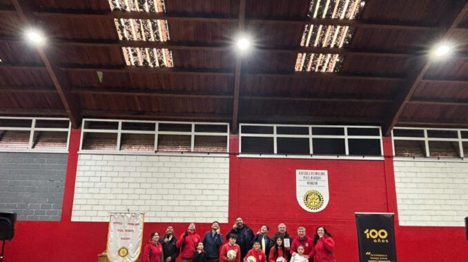Gimnasio de la Escuela Fundación Paul Harris renovado con nueva iluminación LED gracias al programa Barrios con Energía de Saesa