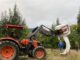 Entrega de fardos de forraje por INDAP a agricultores de San Pablo afectados por inundaciones