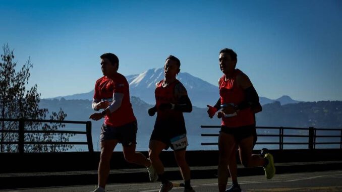 Entrega de premios de la Media Maratón de Puerto Varas patrocinada por Inmobiliaria Altas Cumbres