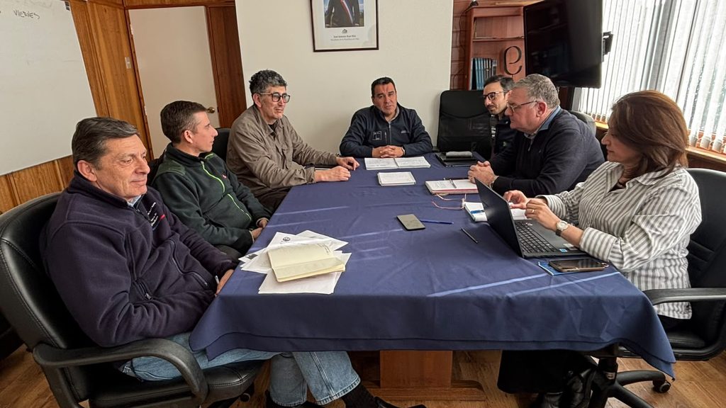 Seremi de Agricultura de Los Lagos lidera comité para gestionar ayuda ante daños climáticos en el agro