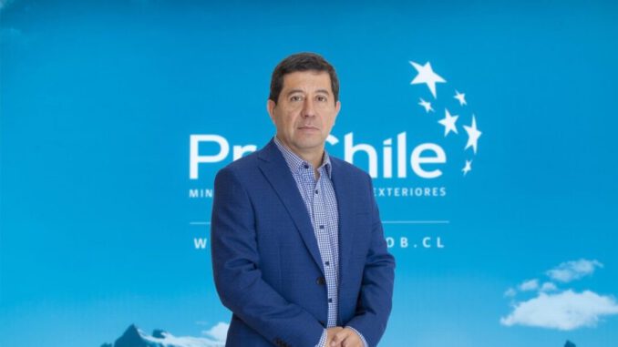 Autoridades revisando oportunidades de intercambio comercial entre Chile y México