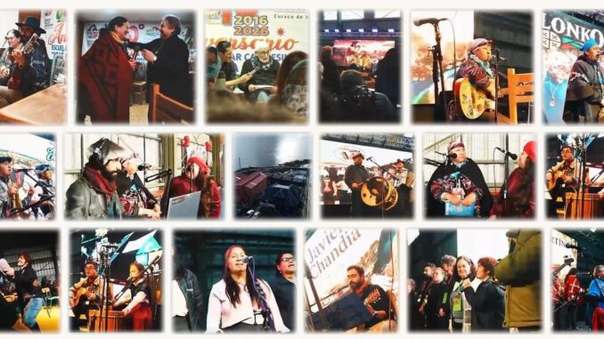Estudiantes y docentes celebrando los diez años de la Escuela Popular Campesina en Chiloé