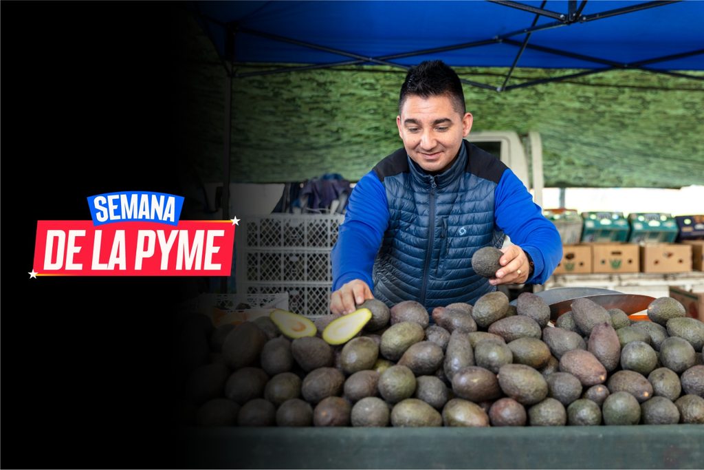 Emprendedores chilenos participando en talleres y actividades de la Semana de la Pyme 2026