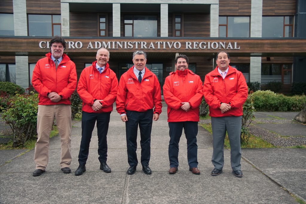 Subsecretario de Energia liderando la mesa interregional de la Reforma de Redes Electricas en Puerto Montt
